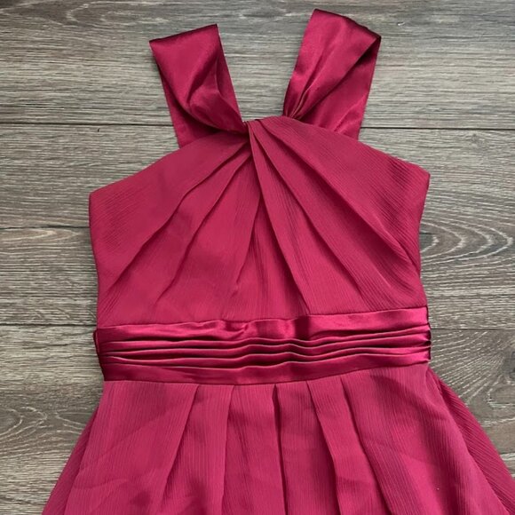 David's Bridal Junior Bridesmaid Flower Girl High Neck Sleeveless Dress Size 12 - Picture 3 of 11